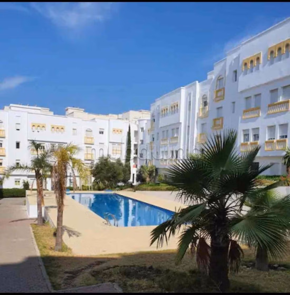Appartement paisible, piscine et proche de la mer