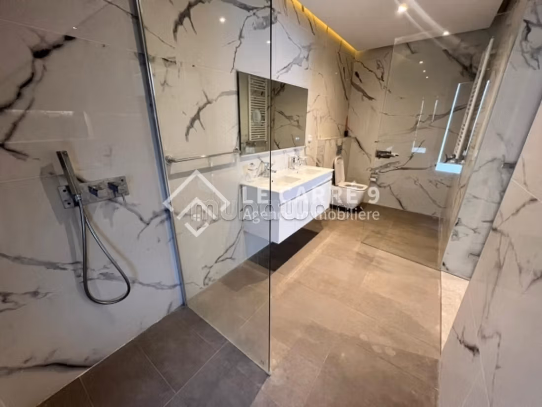 A louer duplex avec piscine au lac 2