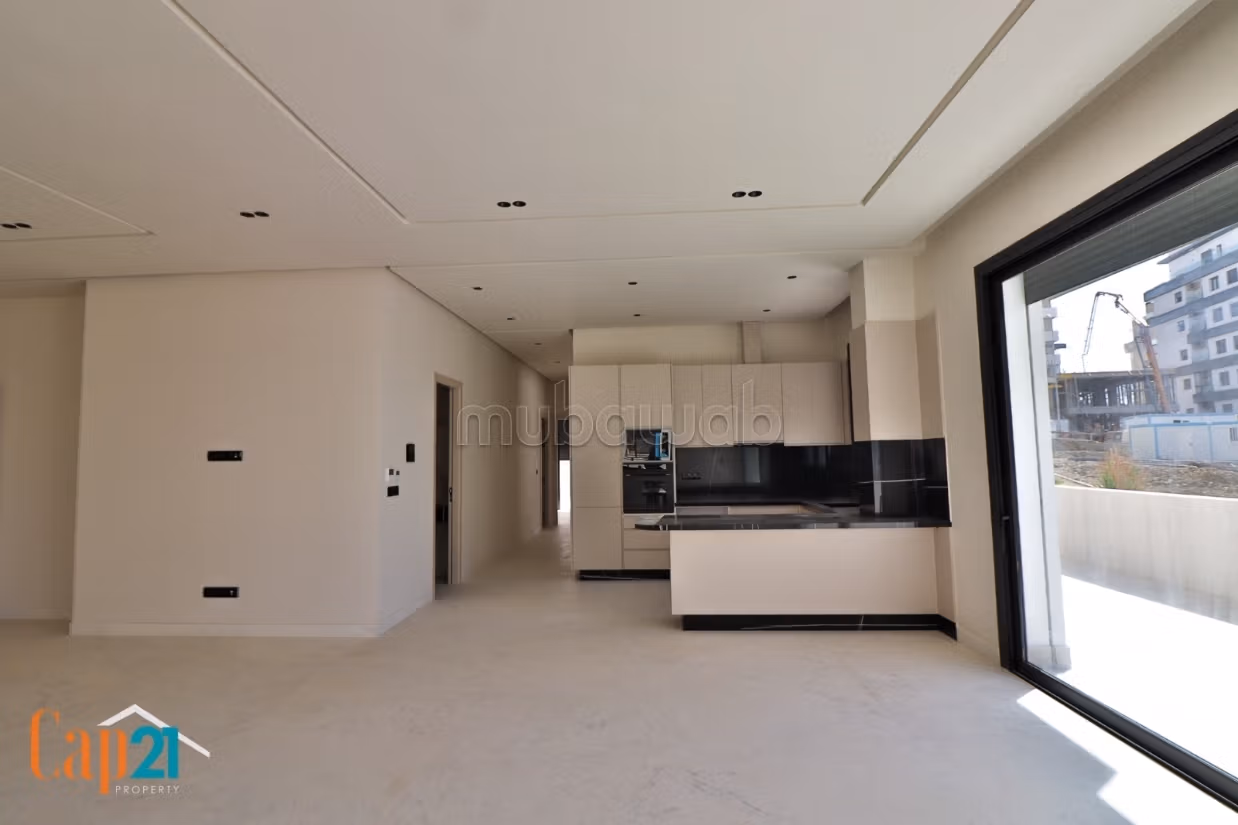Spacious Apartment in Malabata Hills