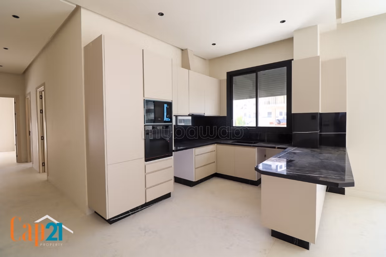 Spacious Apartment in Malabata Hills