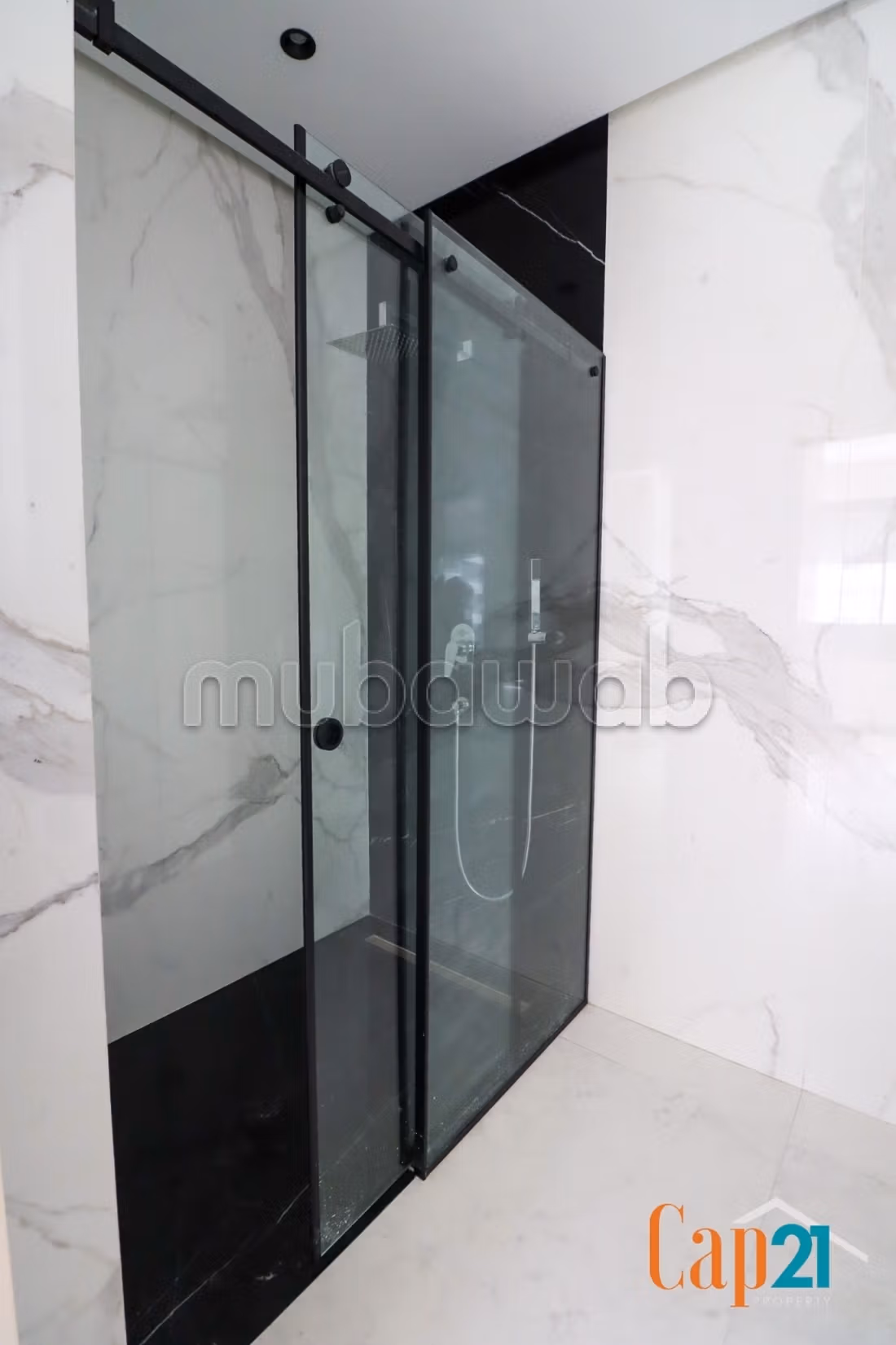 Spacious Apartment in Malabata Hills