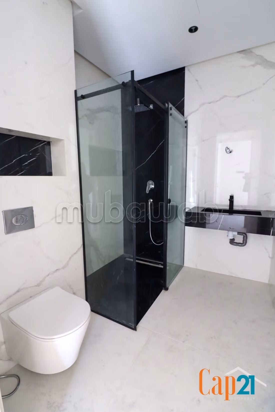 Spacious Apartment in Malabata Hills