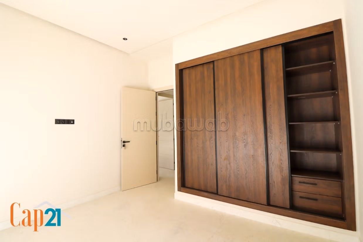 Spacious Apartment in Malabata Hills