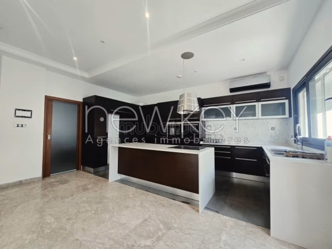 Villa S5 con Piscina a Cartagine