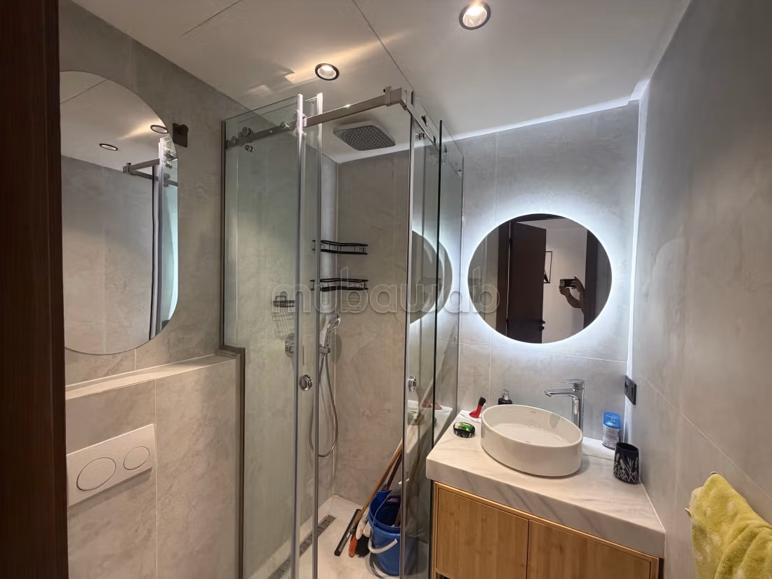 Trouvez un appartement à louer à Guéliz. 1 chambre. Meublé — 6