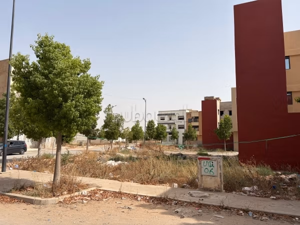 Te Koop - Commercieel Terrein R2 in Casablanca - Deroua