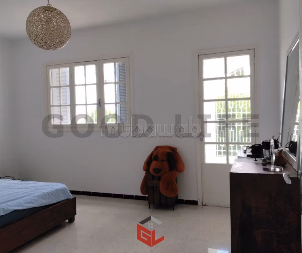 For rent in Manar 2 ground floor in S2 spacious and bright