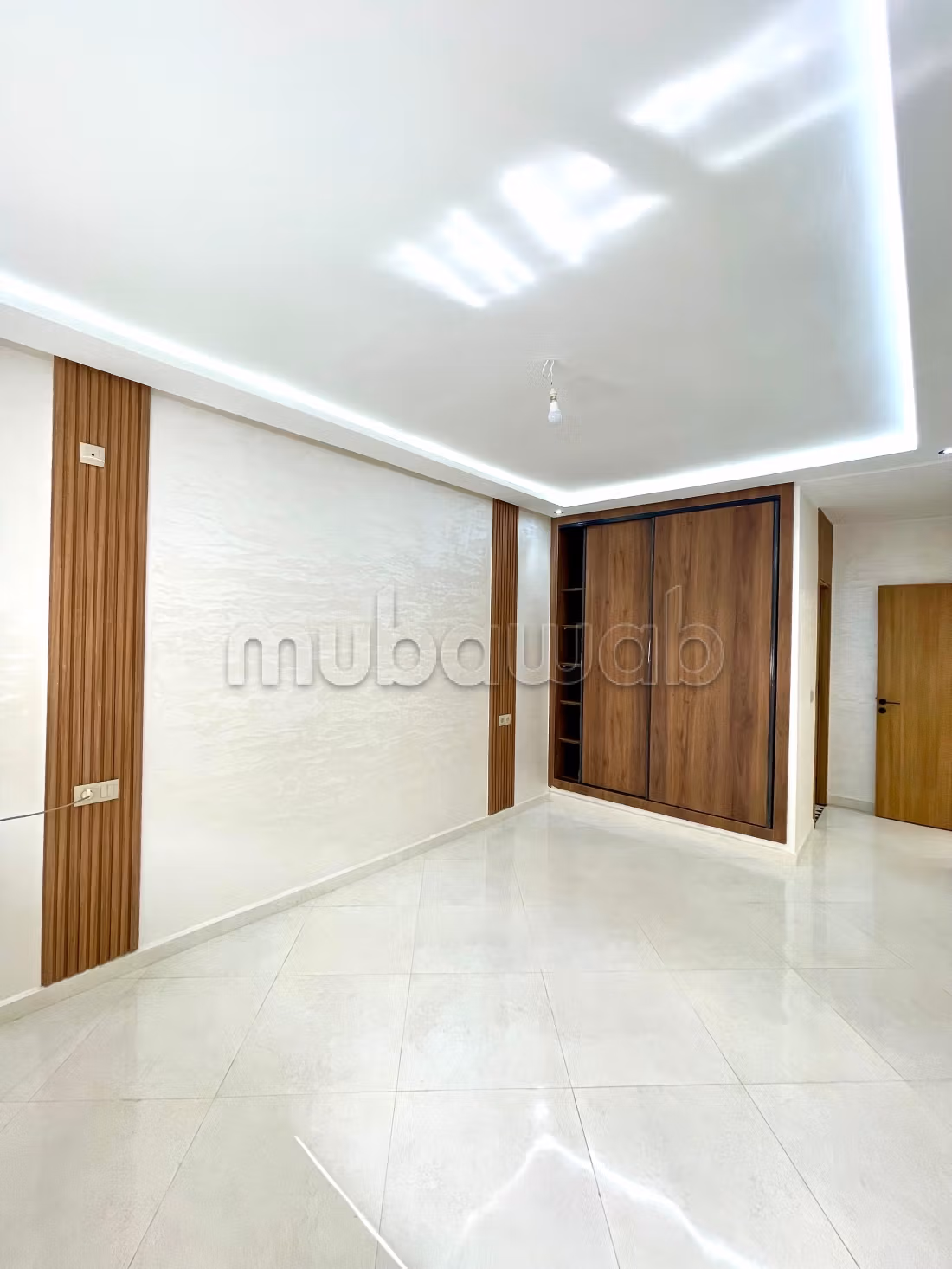 Appartement à vendre à Bouznika. 3 chambres. Porte blindée, salon marocain — 5