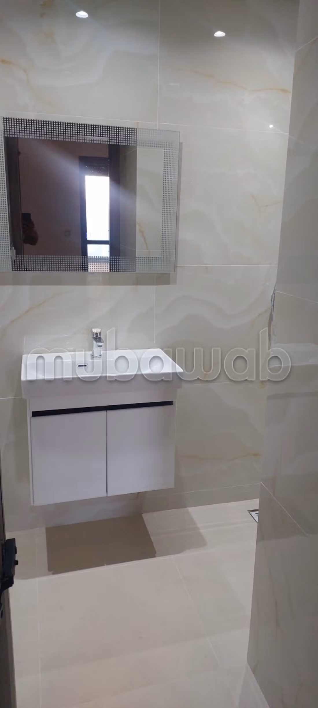 In Affitto - Appartamento ad Almaz