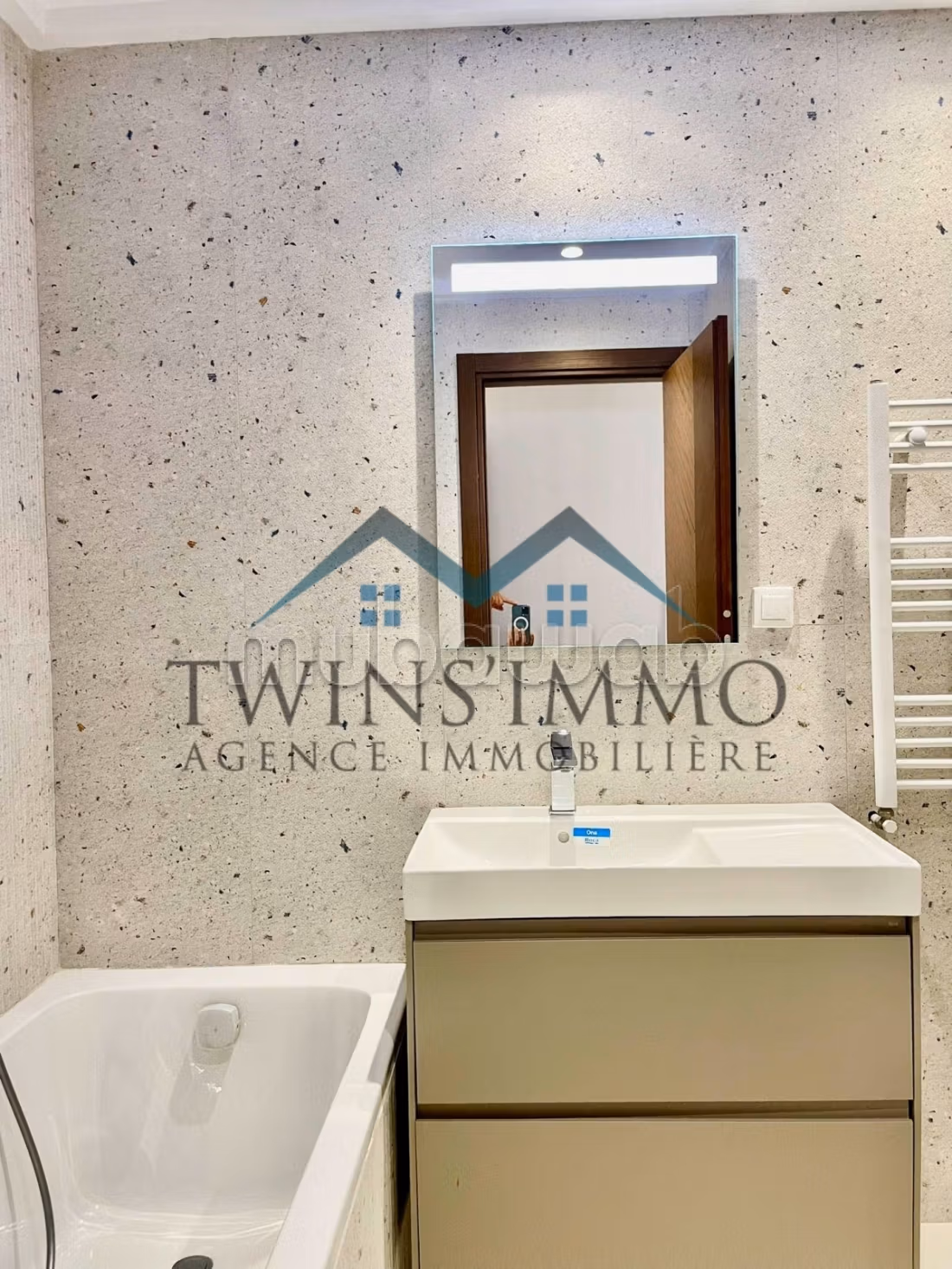 S2 Apartment at the Lakeside 2