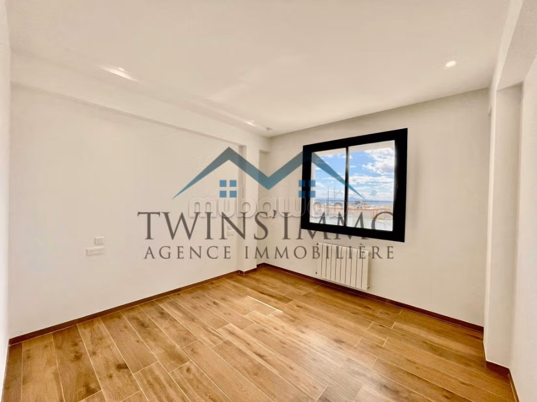 S2 Apartment at the Lakeside 2