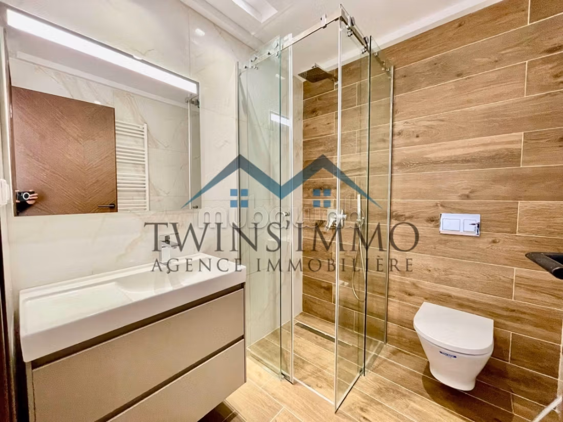 S2 Apartment at the Lakeside 2