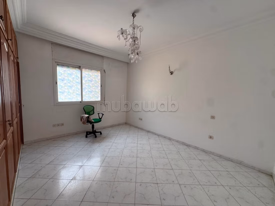 En Venta – Casa Espaciosa en Sidi Maârouf