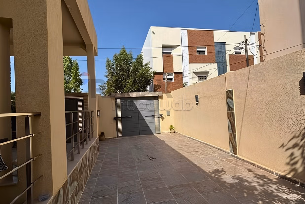 À vendre Villa S4 de 465 m² à France ville