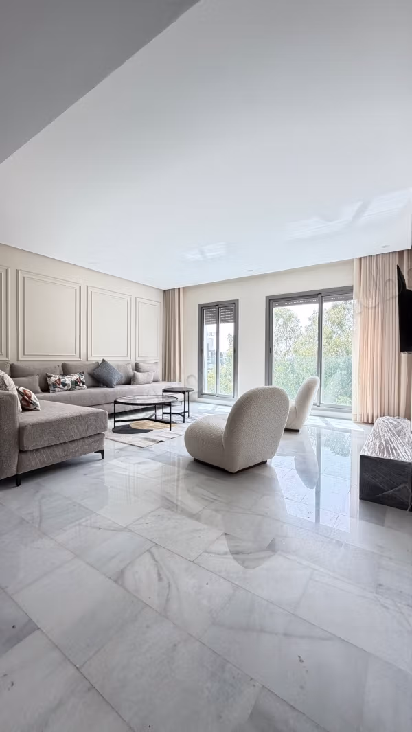 Studio meublé neuf jamais habité