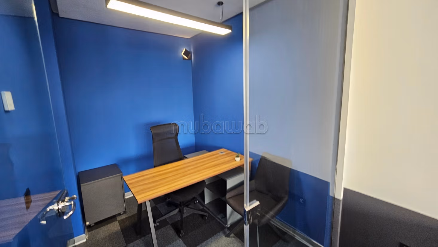 Top Etage gemeubeld kantoor van 120 m² in Sidi Maarouf