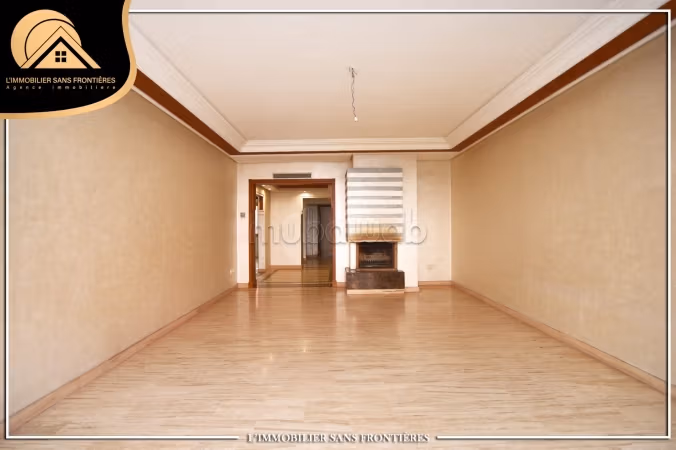 Appartement vide à louer — climatisation centrale – Guéliz, Marrakech