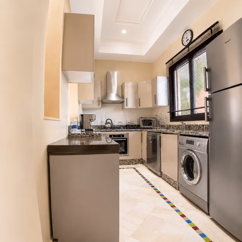 Villa 3 Suites Heated Pool Sublet