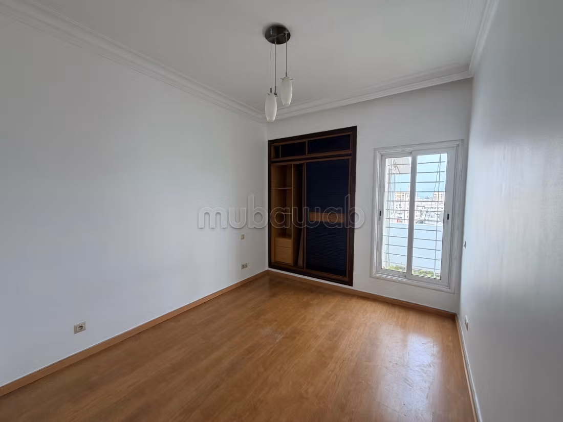 Appartement 130 m² à Bourgogne Ouest — 11