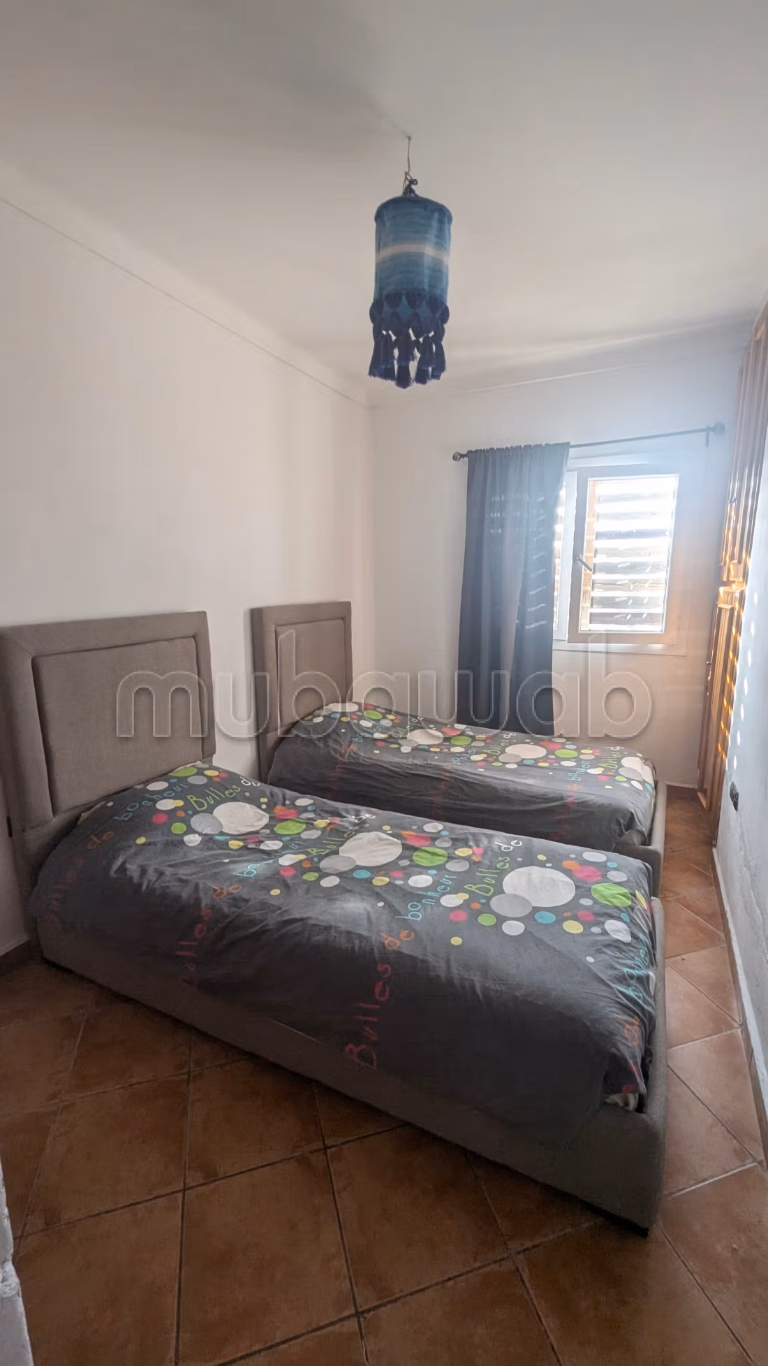 Bellissimi appartamenti in affitto a Cabo Negro in una residenza sorvegliata 24 ore su 24 con parco verde, piscina e area giochi