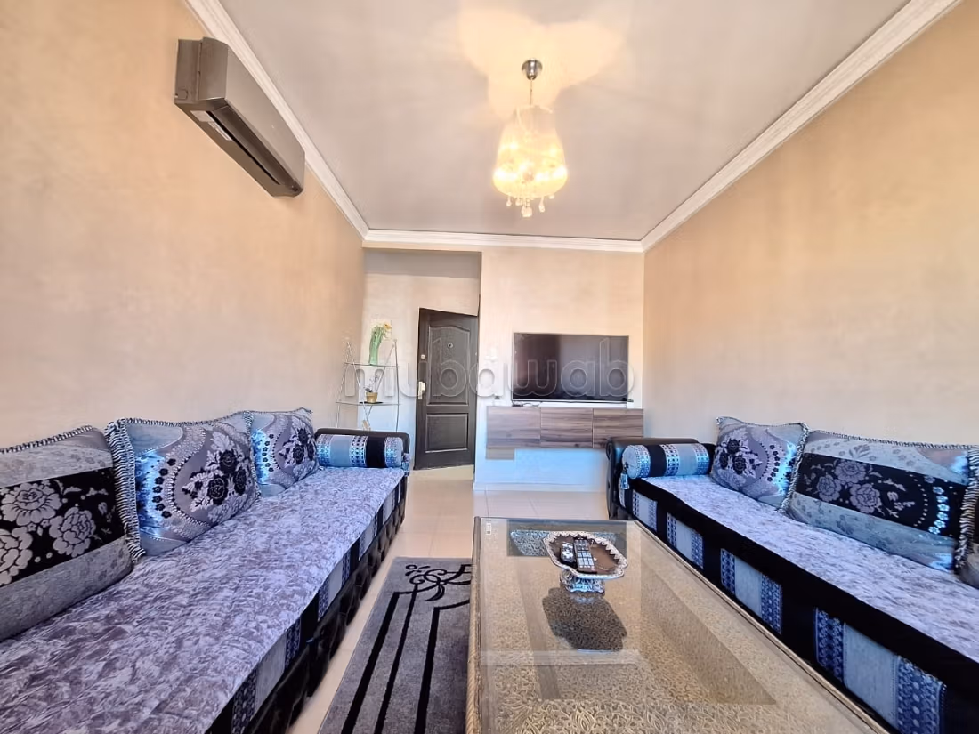 Vend appartement à Hay Mabrouka.
3 pièces confortables.
Ascenseur et terrasse — 3