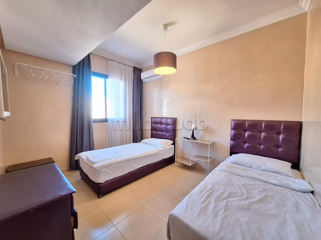 Vend appartement à Hay Mabrouka.
3 pièces confortables.
Ascenseur et terrasse — 6