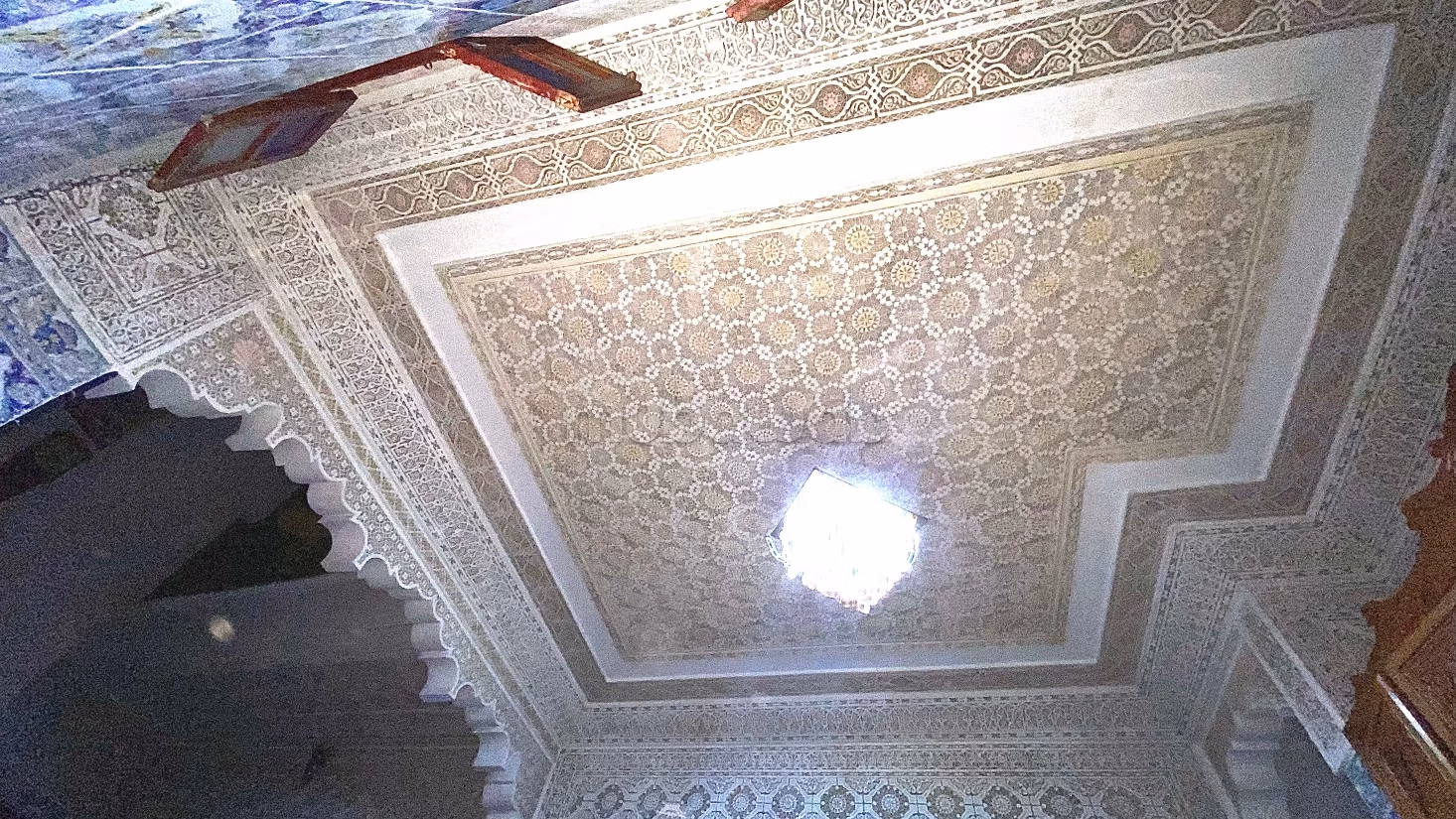 Maison dans la médina de Marrakech kassba surplombant le Palais de la Bahia — 5