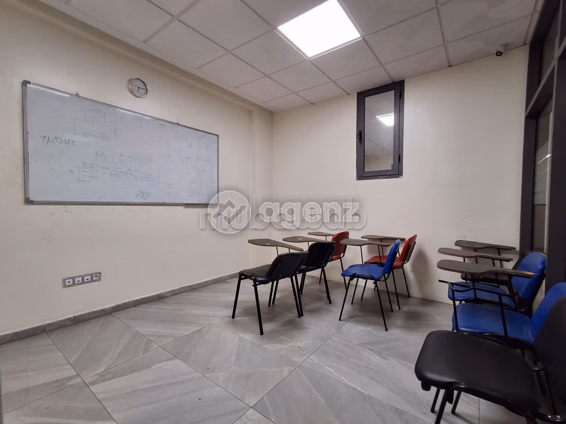 Bureau à louer 276 m² Ain Chock Casablanca