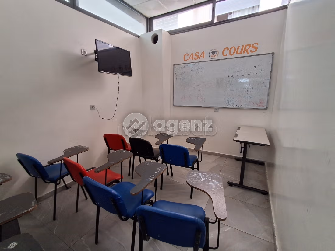 Bureau à louer 276 m² Ain Chock Casablanca