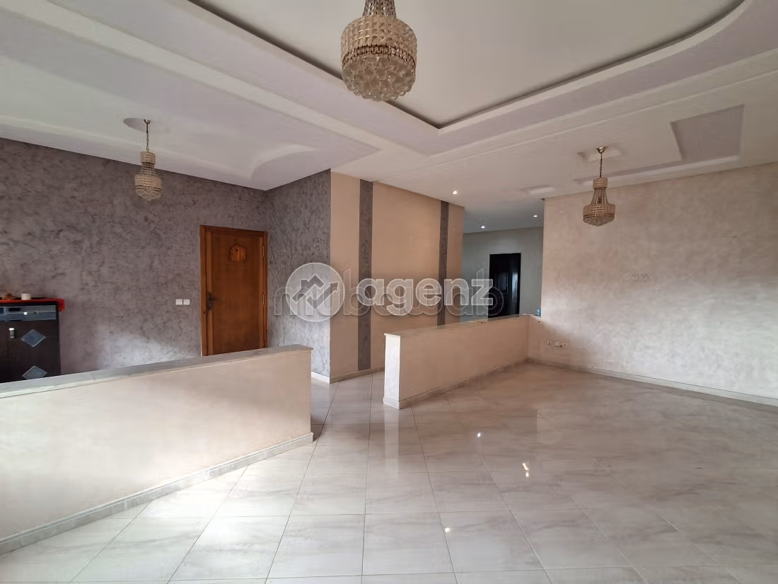 Appartement à vendre 237 m², 4 chambres Hay Nahda Skhirate Témara