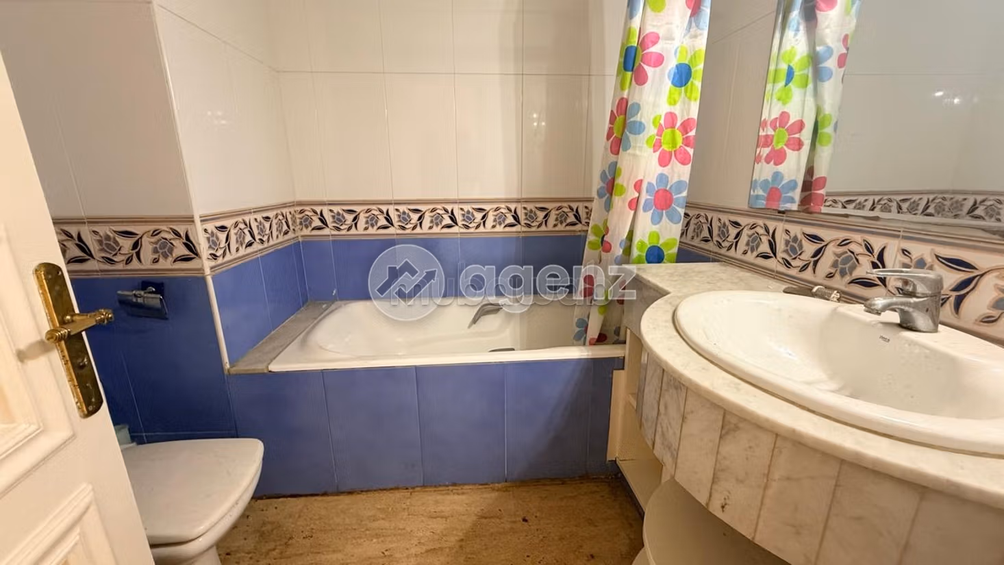 Appartamento in affitto 140 m², 3 camere Racine Casablanca
