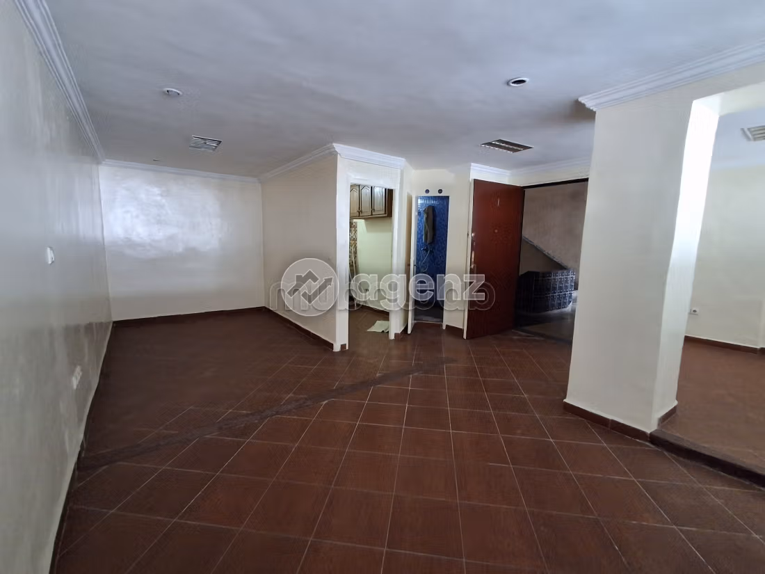Studio à louer 38 m² Moulay Youssef Casablanca — 4