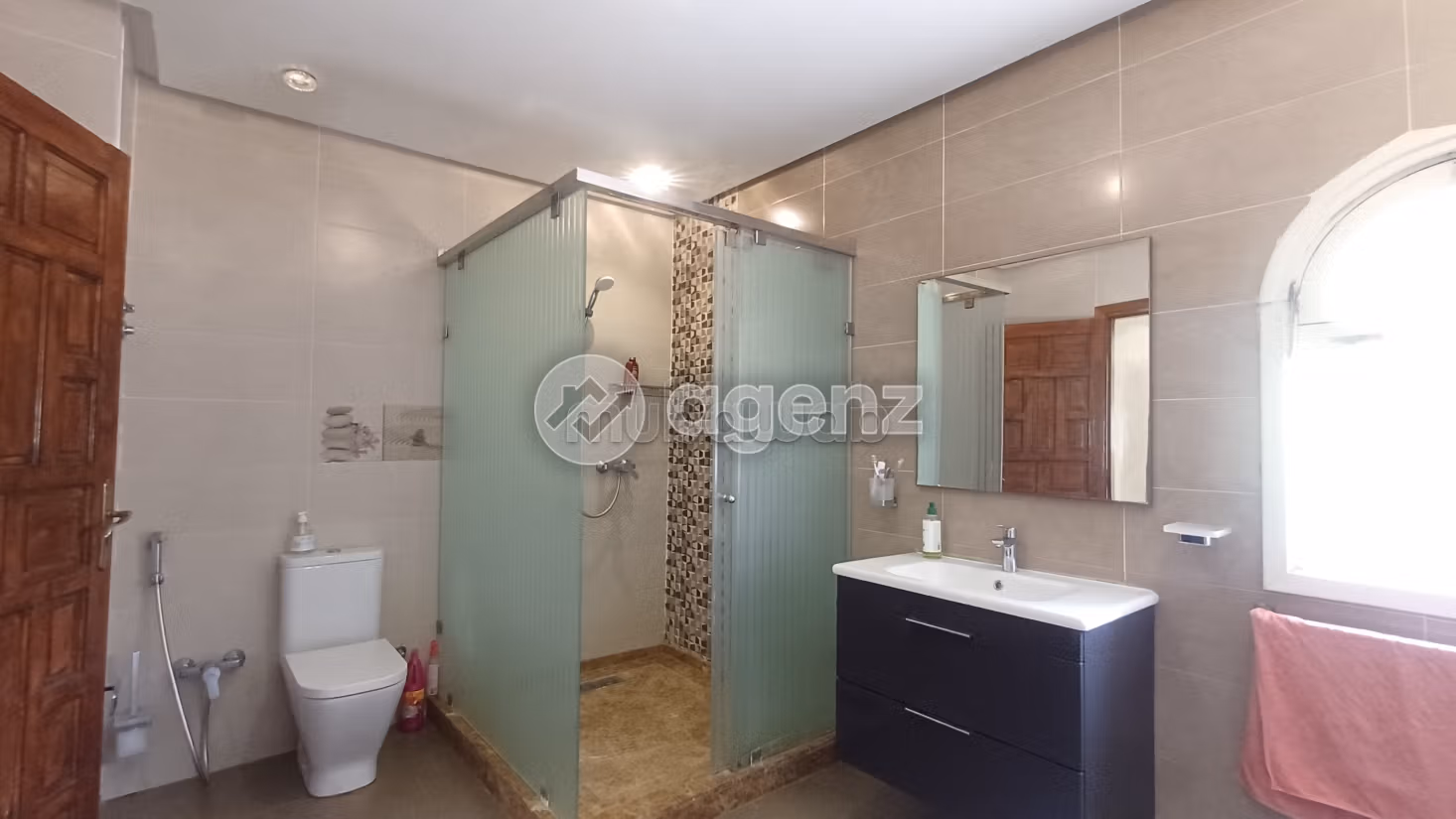 Villa in vendita 1 287 m², 9 camere California Casablanca