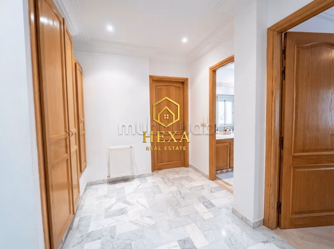 A louer un Triplex S4 à La Marsa