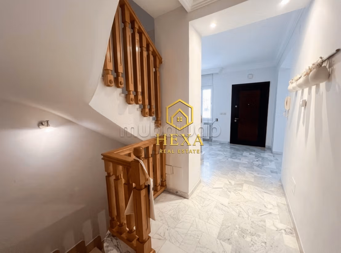 A louer un Triplex S4 à La Marsa