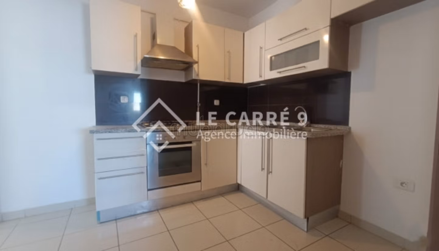 A louer un appartement s2 vide au lac 2