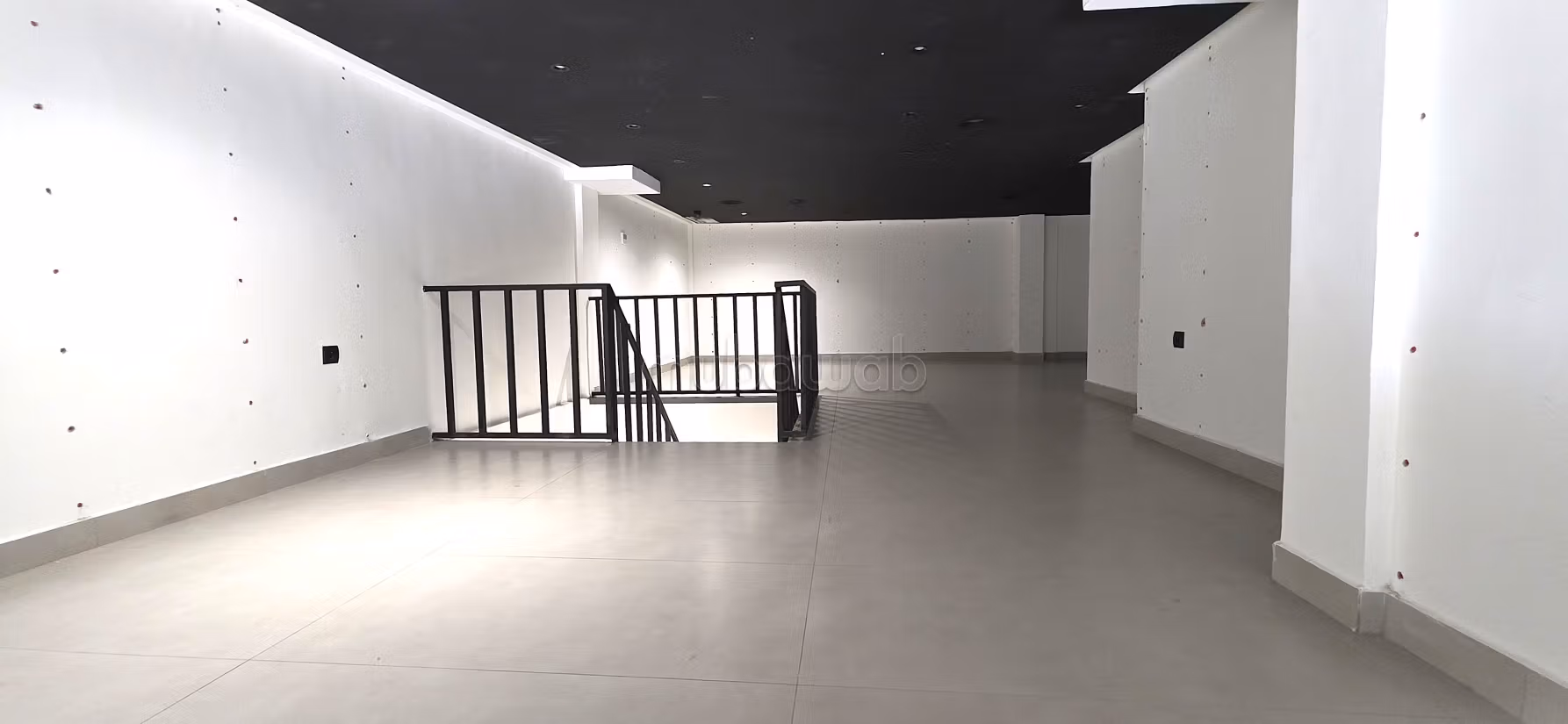 Local TOP Emplacement 120m2 Gaine Maarif