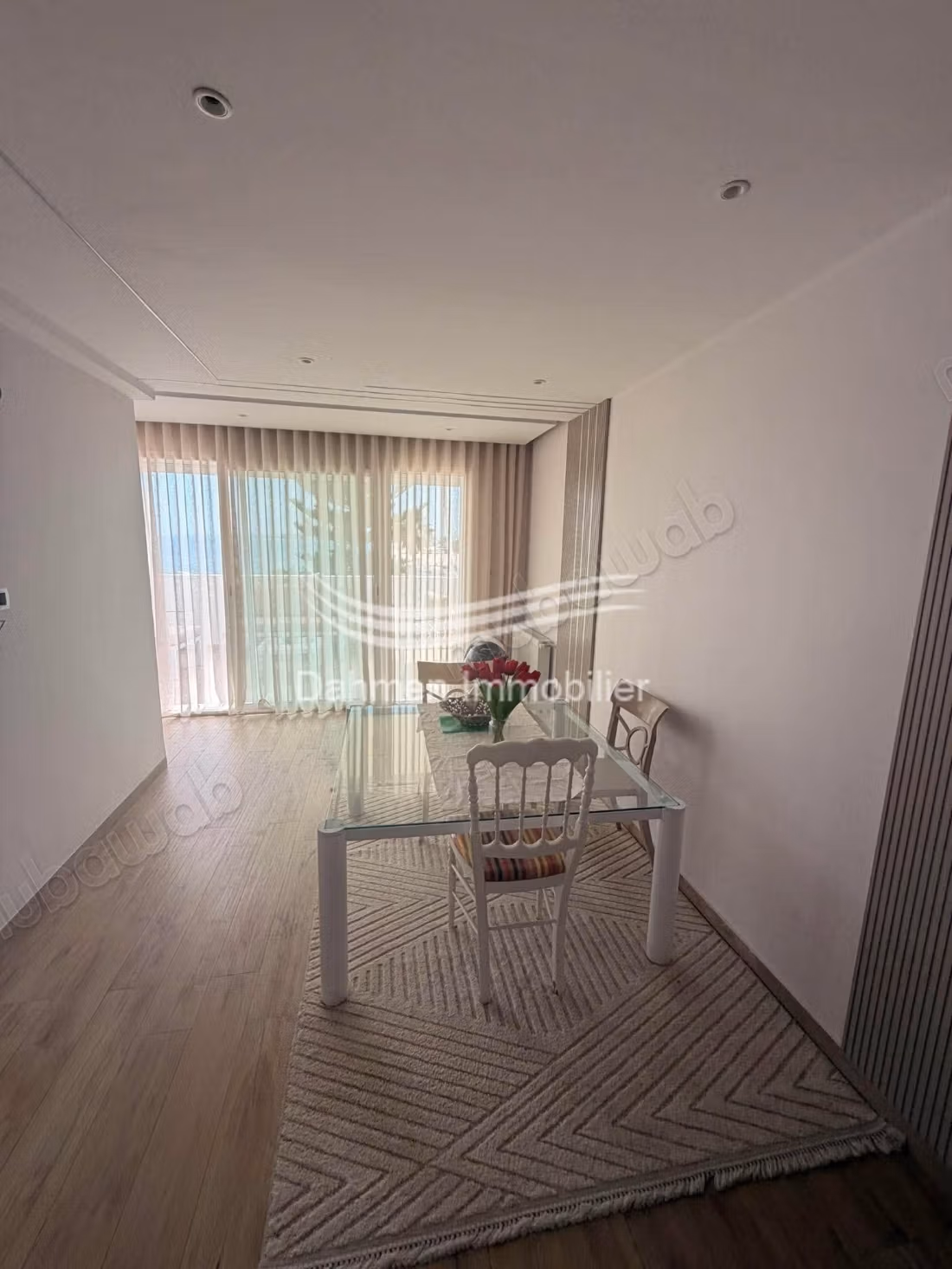 Un appartement pieds dans l'eau en LOCATION 9 mois