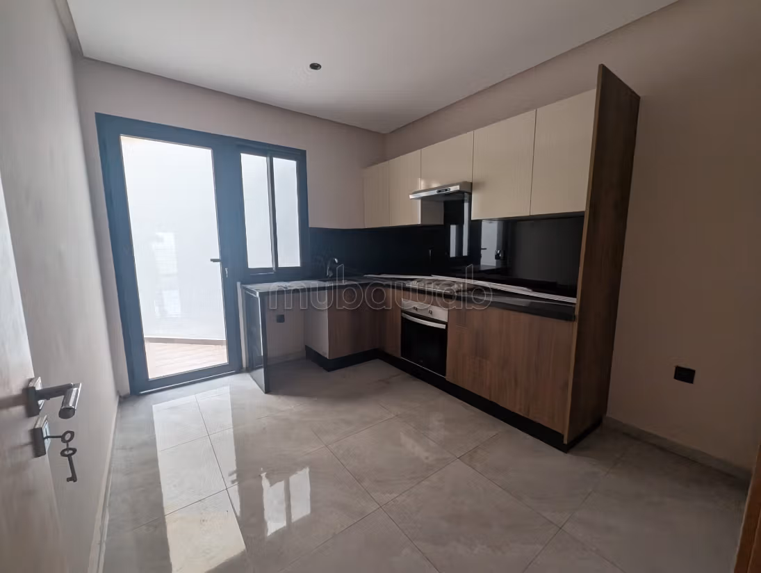 Appartamento nuovo di 101 m² a Dar Bouazza