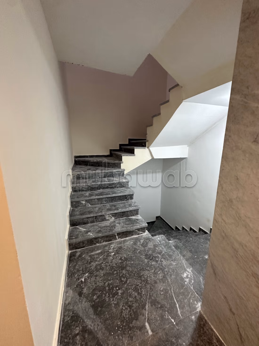 Appartement 50 m² f Branes 1 — 4