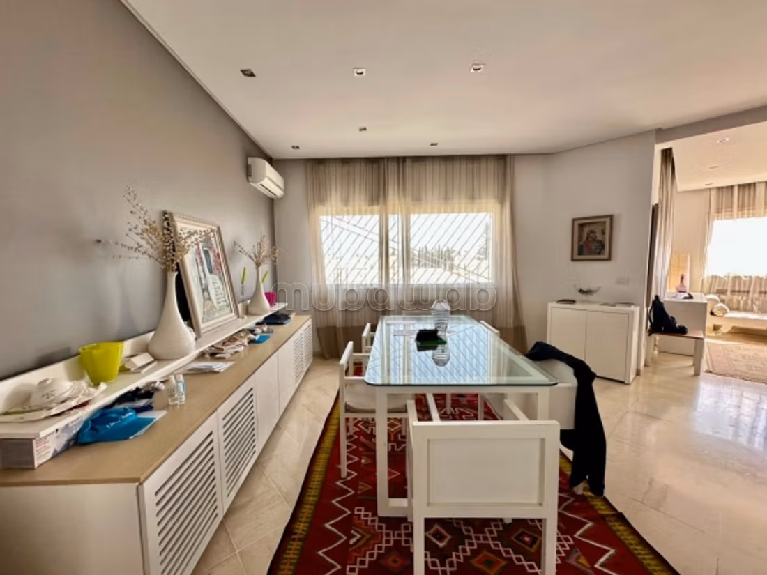 Piano di villa S3 arredato a La Marsa