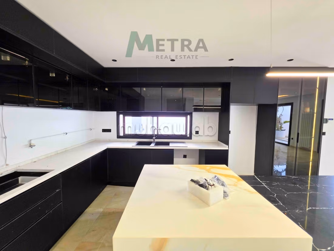 In vendita – Villa a schiera S3 a La Soukra