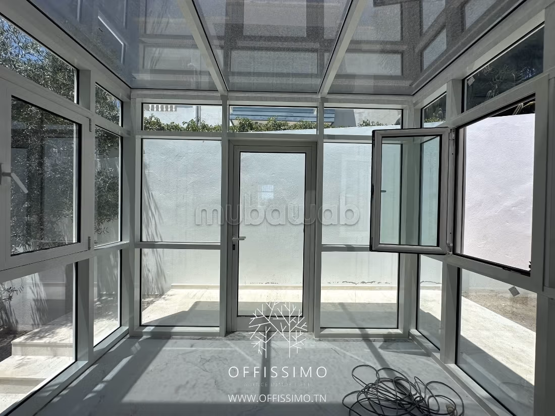 Location Villa neuve piscine et jardin carthage