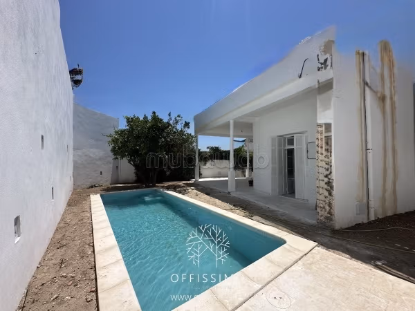 Location Villa neuve piscine et jardin carthage