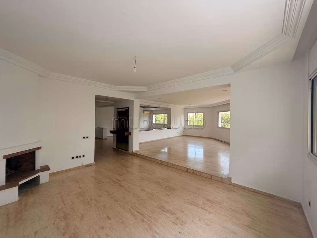 Appartement à louer racine 
5 chambres — 3