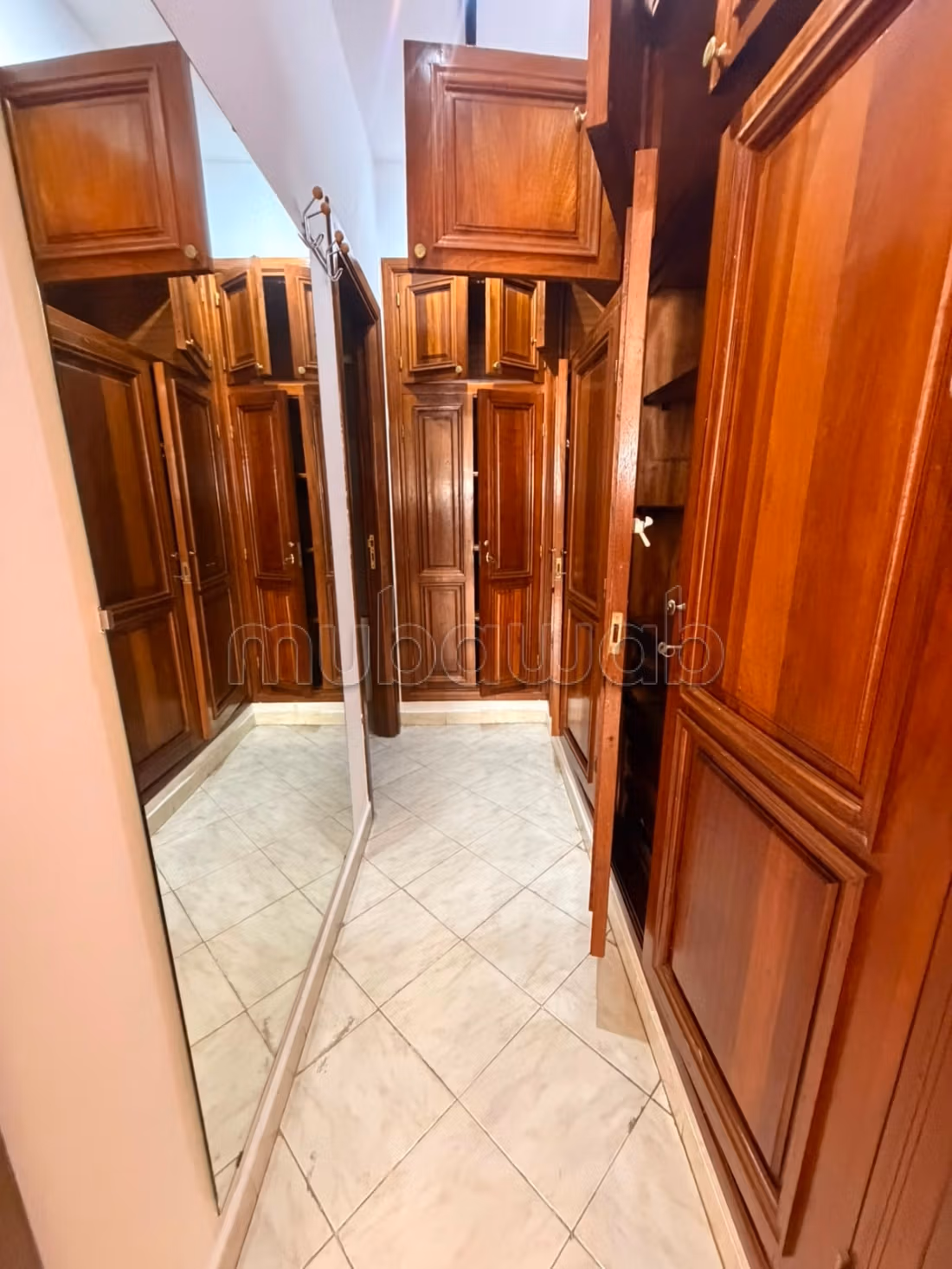 Appartement 330 m² f Triangle d'Or — 18