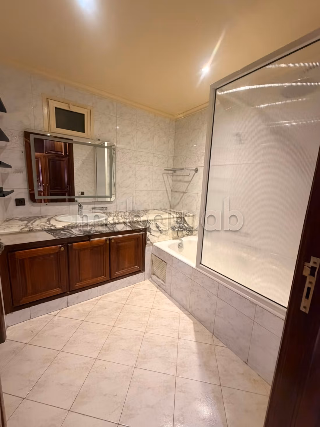 Appartement 330 m² f Triangle d'Or — 19