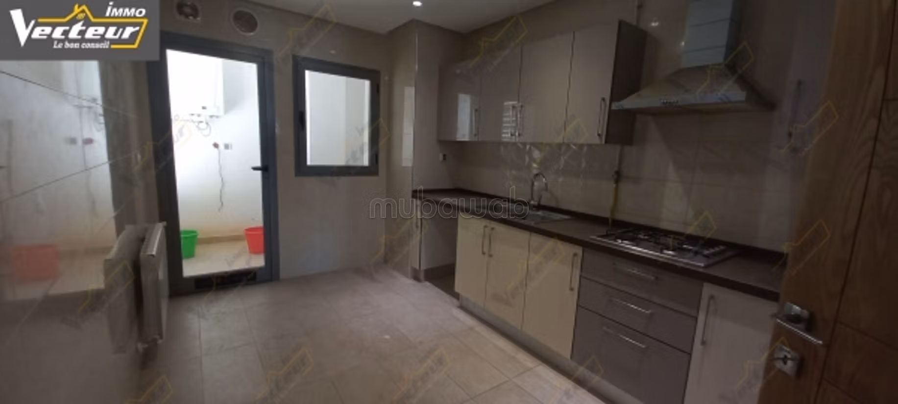 For rent luxurious S2 apartment in Aouina / El Wahat