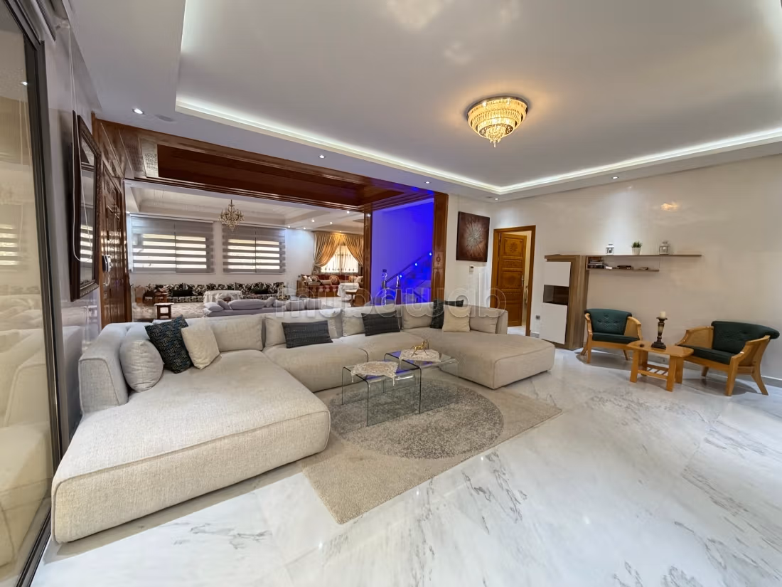 Magnifica villa in vendita a Zhour Targa Marrakech. Superficie 430 m² con piscina e giardino