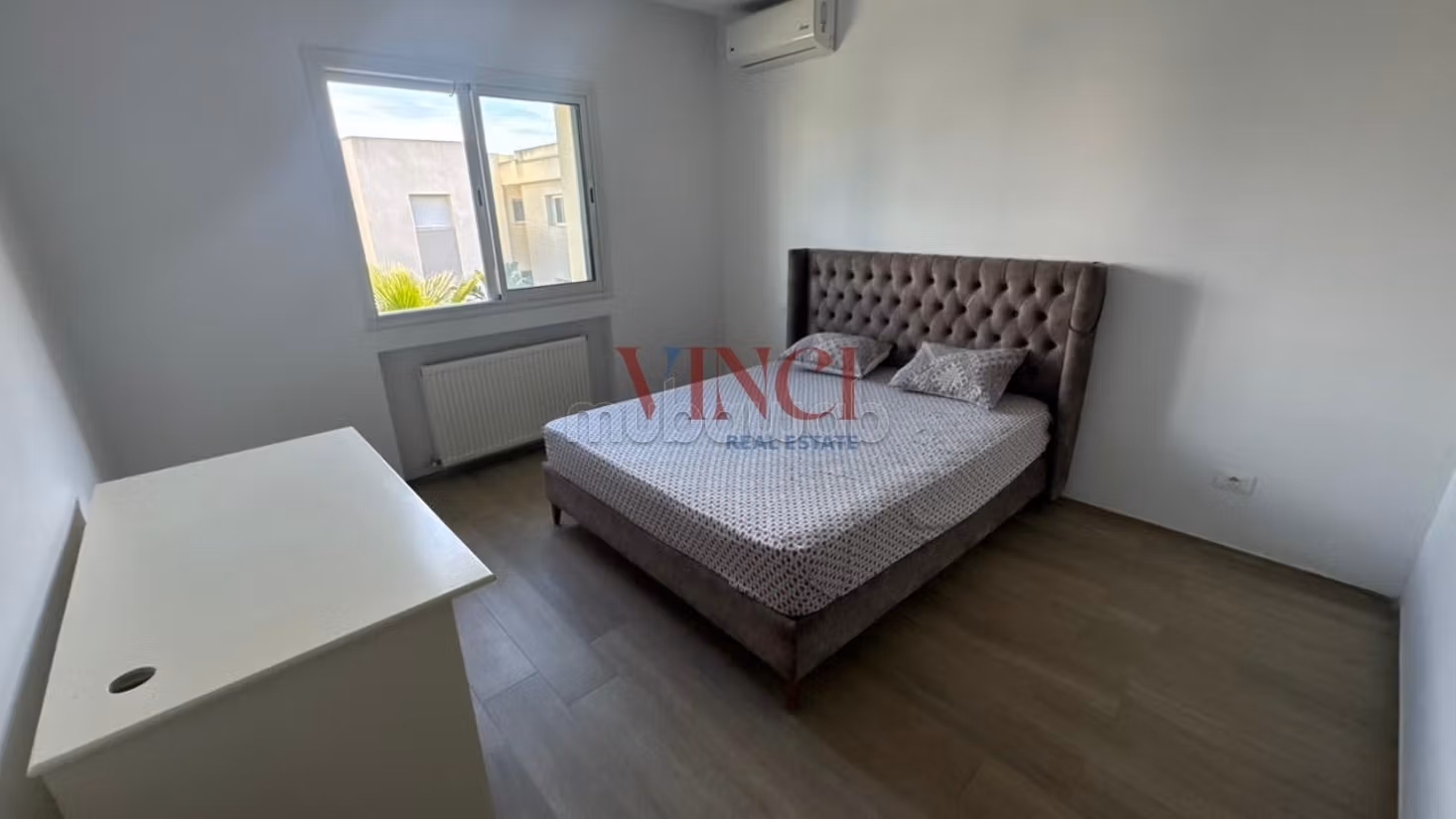 A vendre un appartement en S2 à la soukra